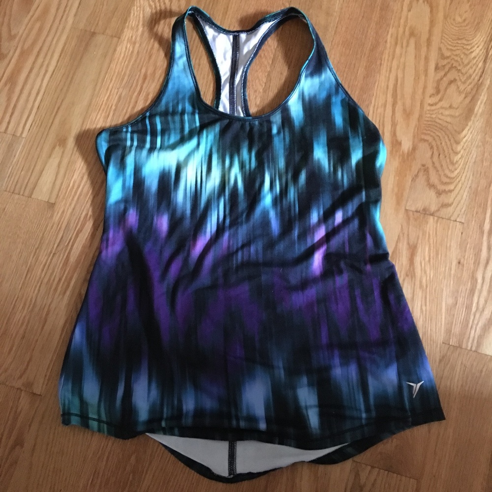 workout tank top